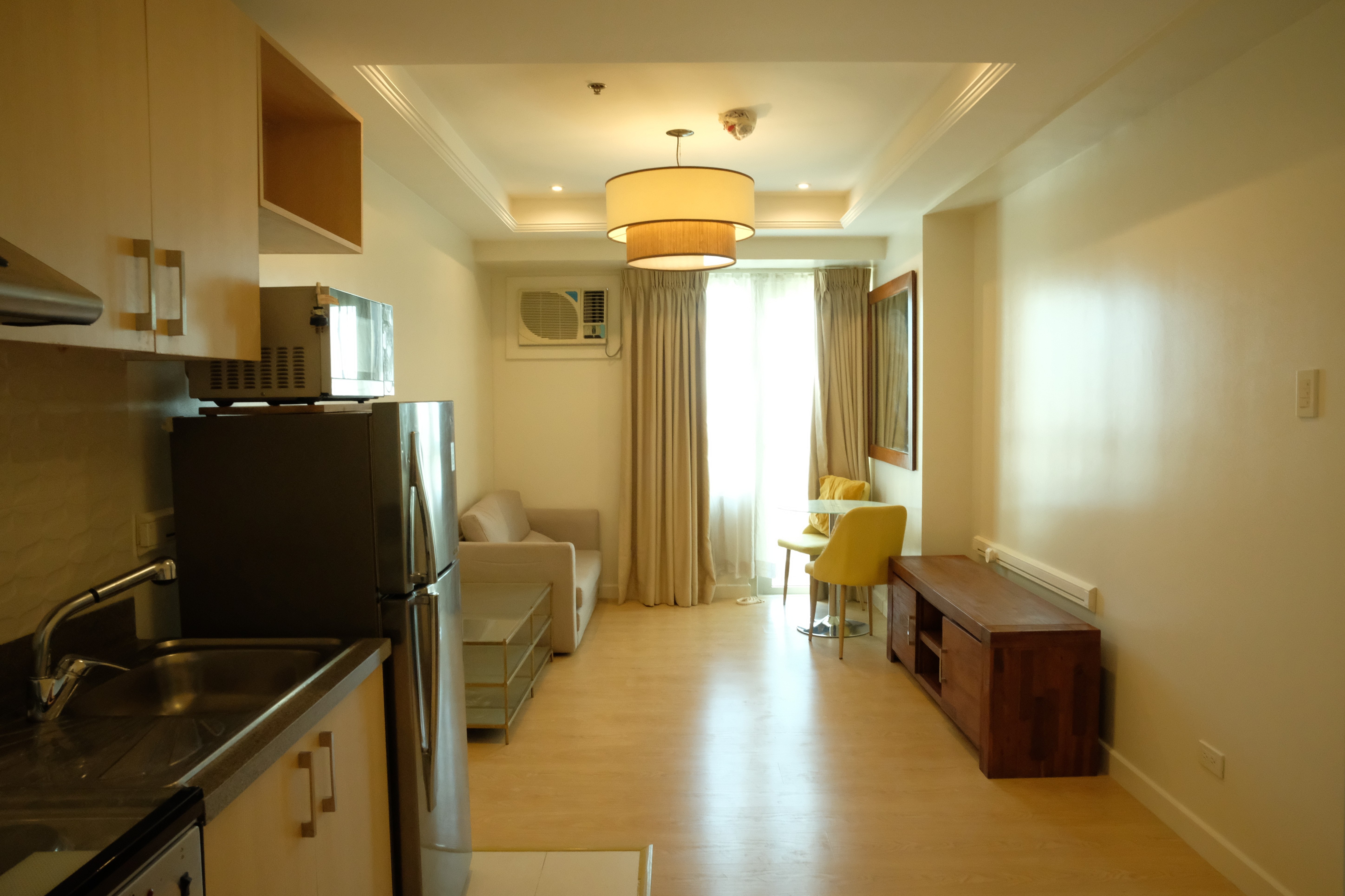 1BR in The Grove by Rockwell with 2 Balconies, Pasig