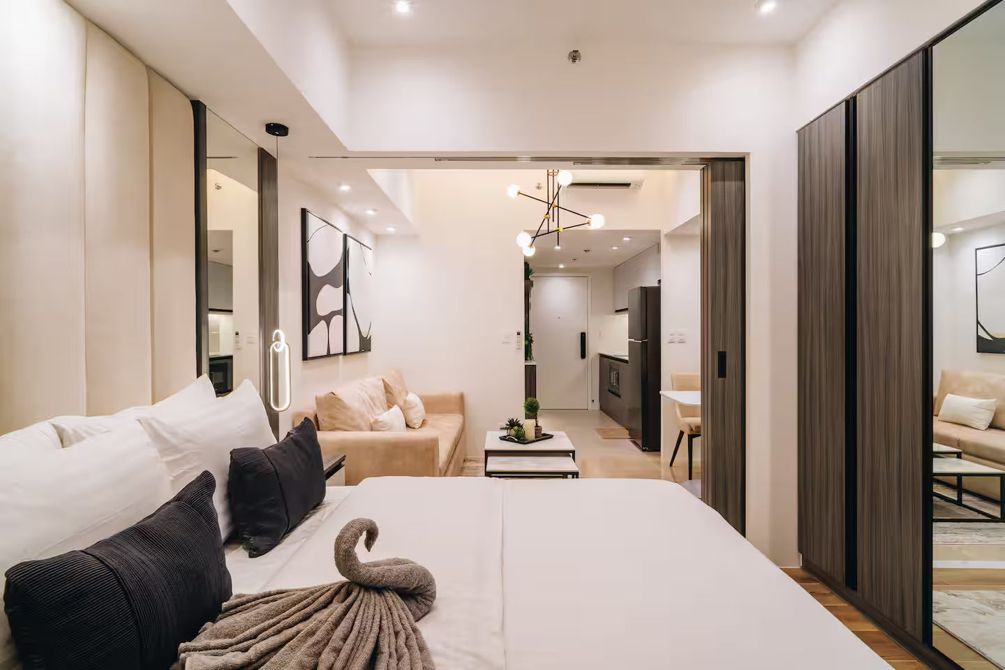 1BR in Park McKinley West Taguig