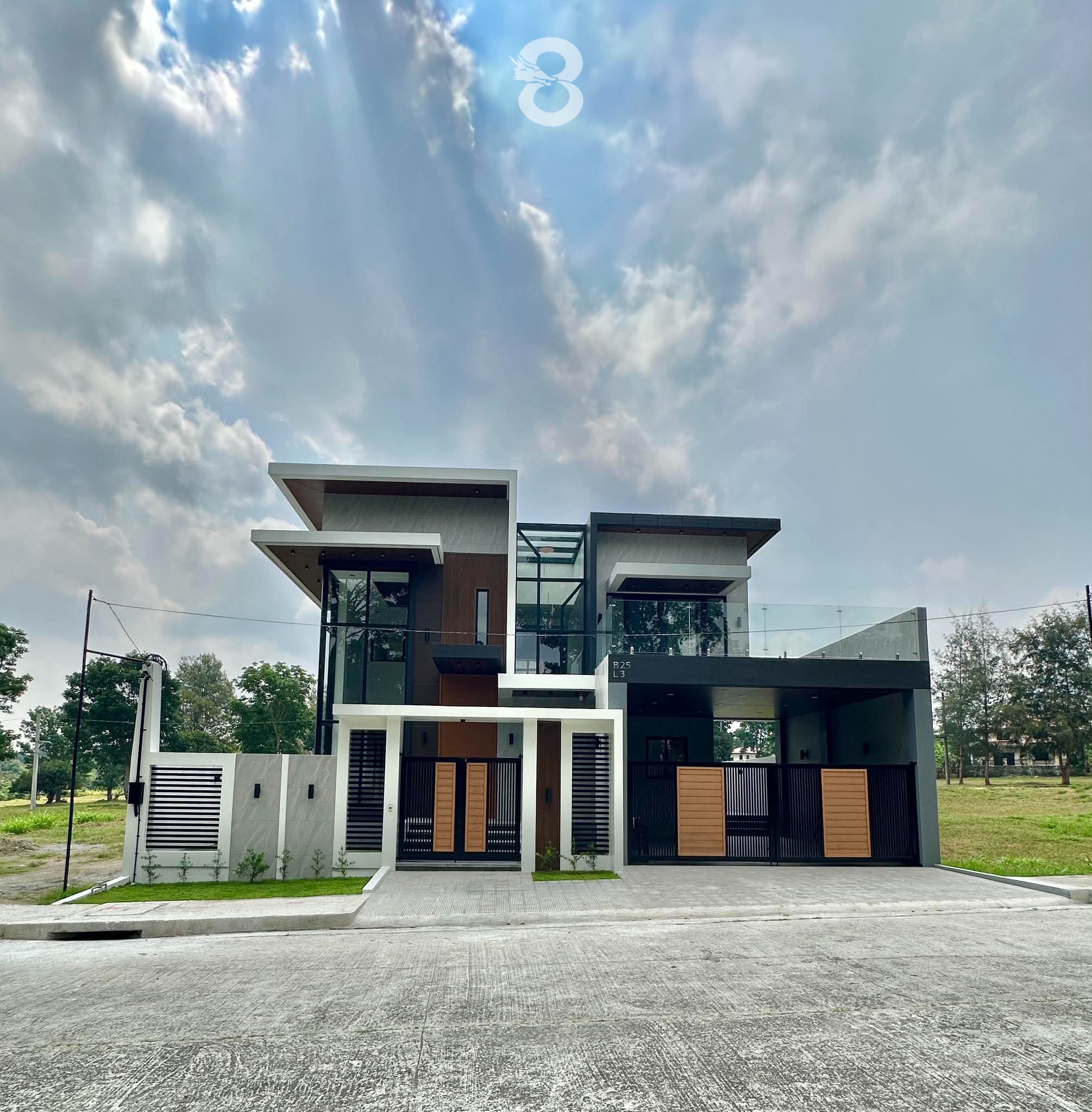 Brand New 4BR House in Royale Tagaytay Estates