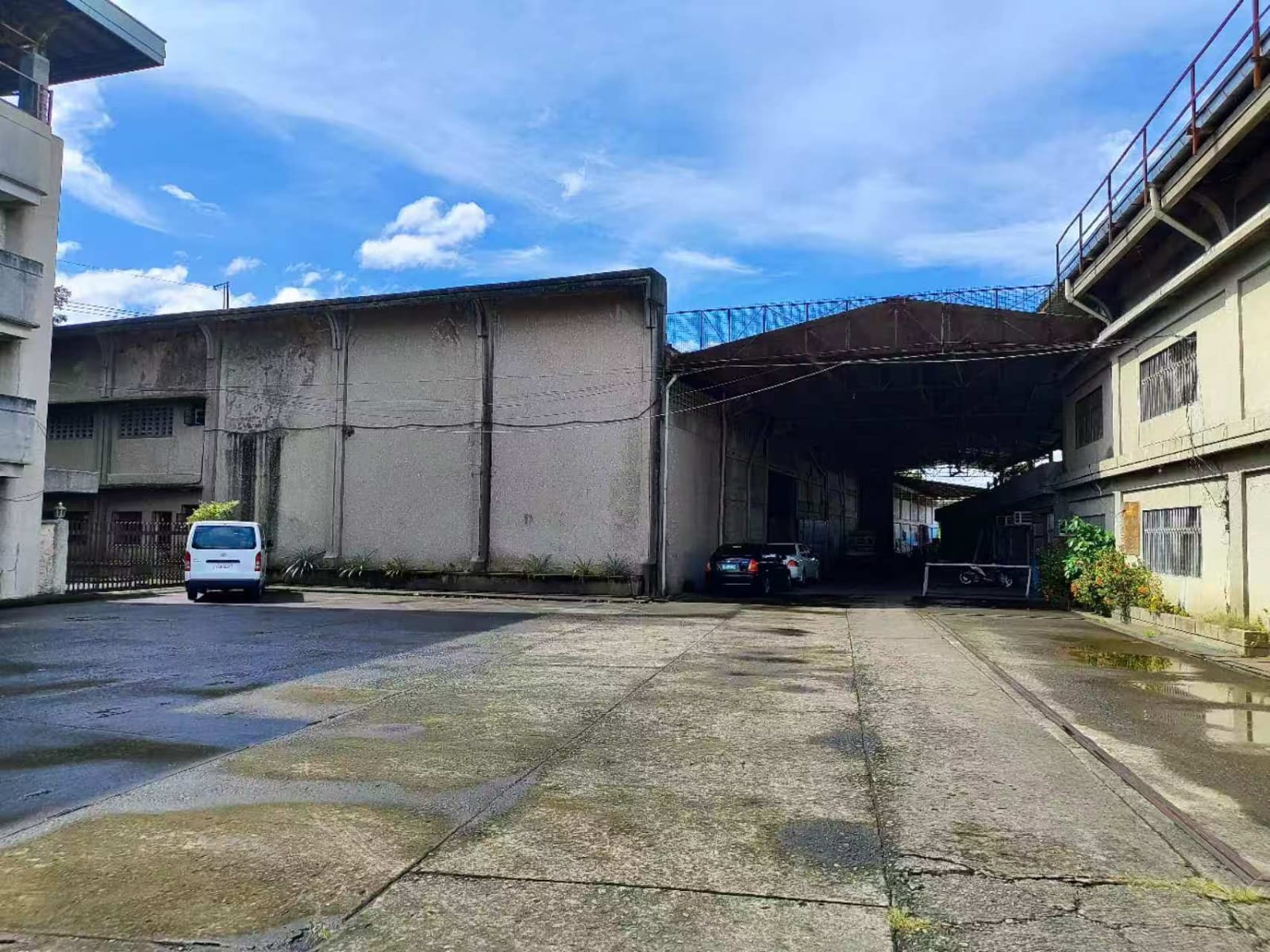 Commercial Property with Warehouse