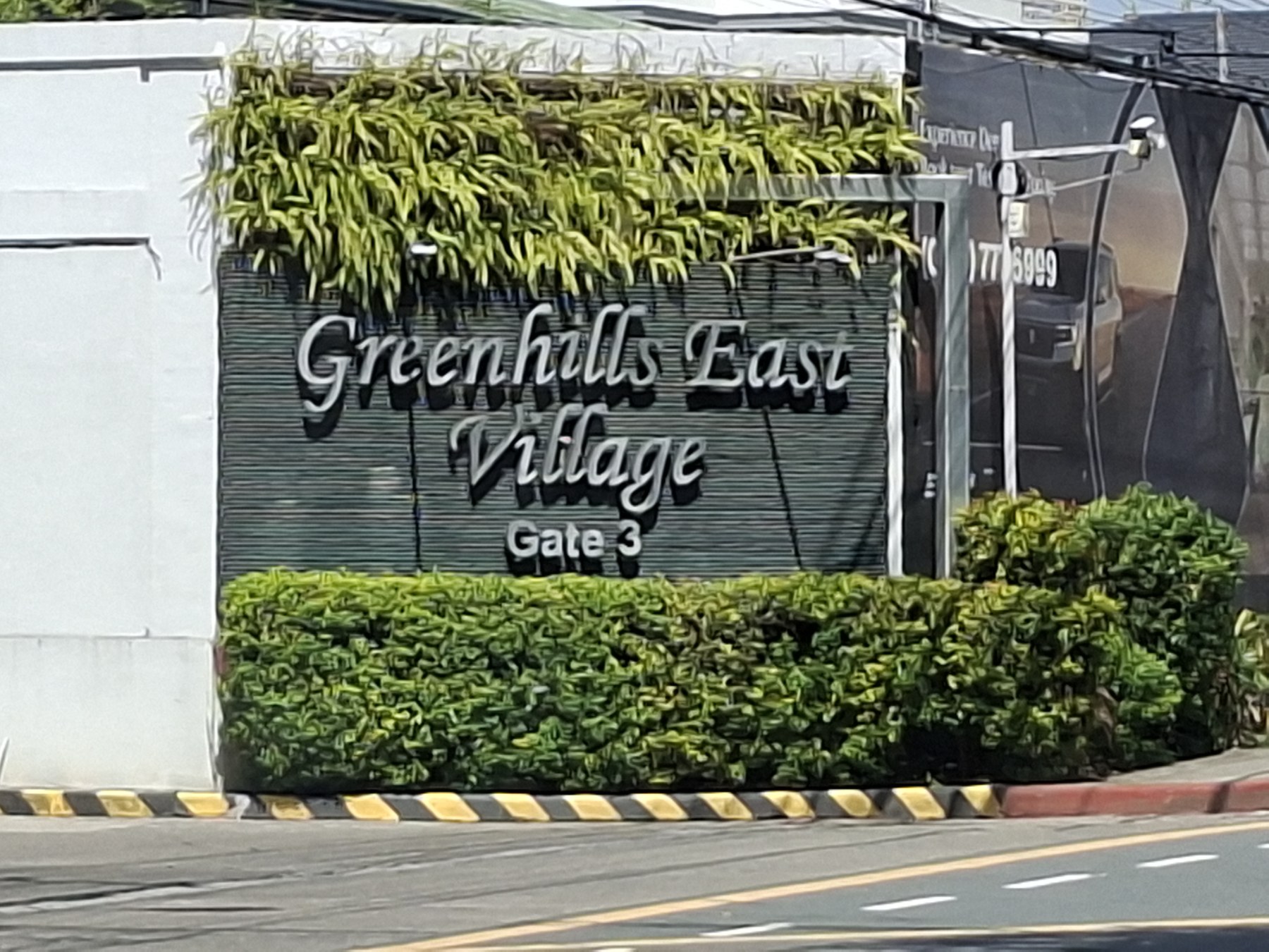 vacant lot at east Greenhills