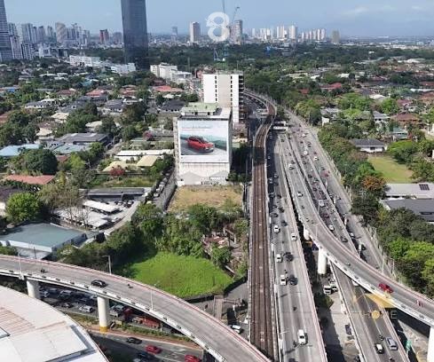 1755 sqm commercial property along edsa-ortigas