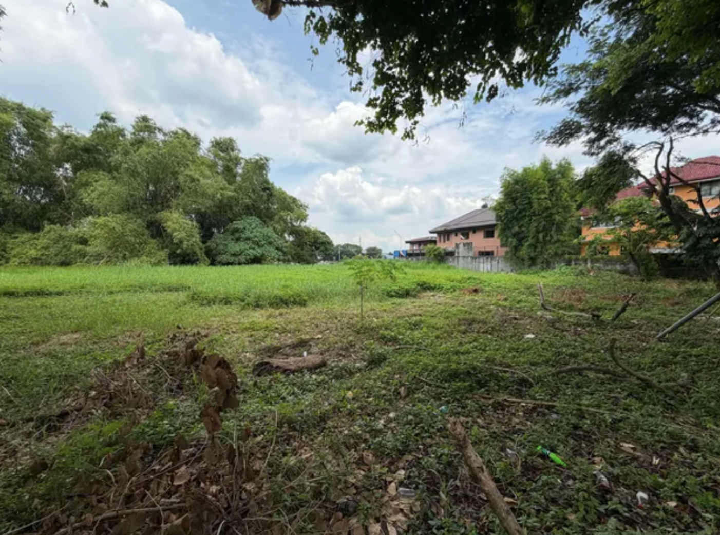 Loyola Grand Villas (LGV)