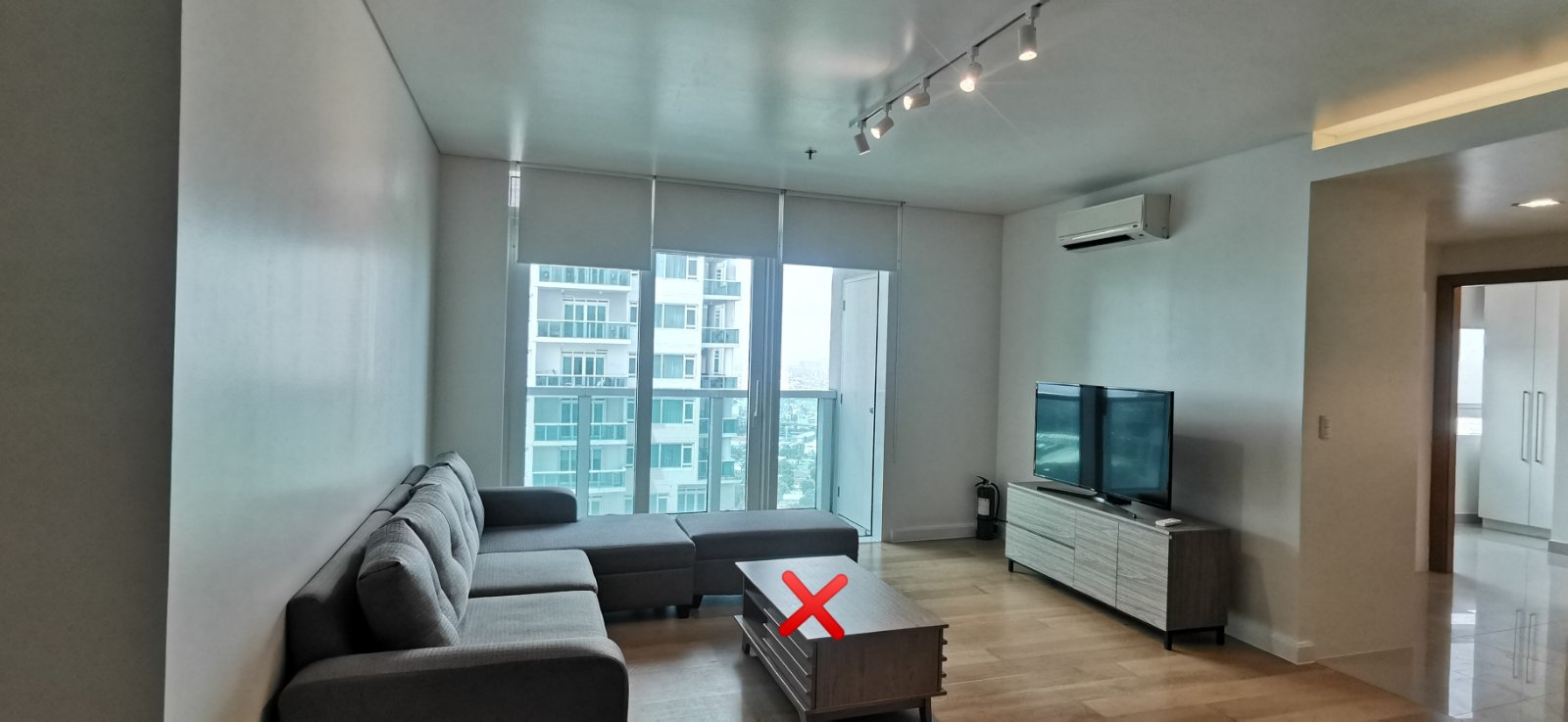 Park Terraces, Pointe Tower for lease