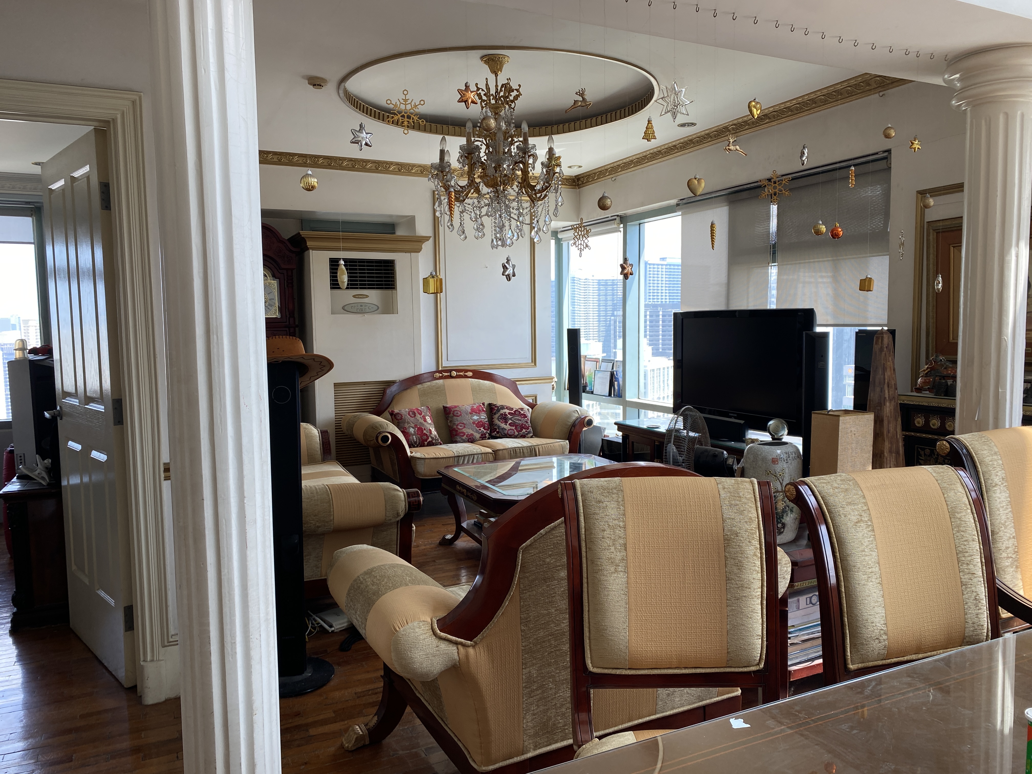 3BR Bi-Level Unit in One Legazpi Park