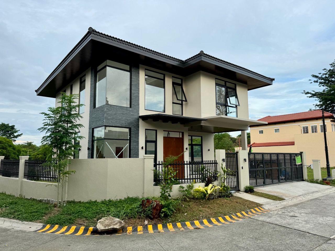 Portofino Heights