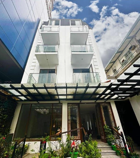 Income -Generating Commercial Building in Malate Manila for Sale