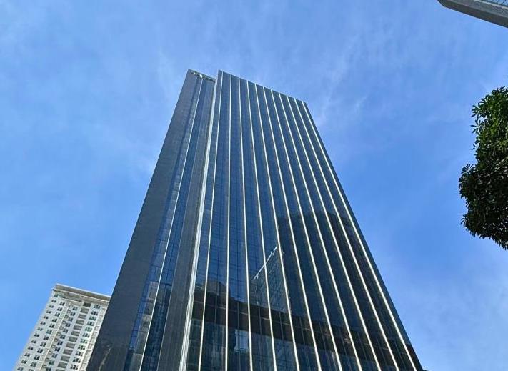 Office Space in Alveo Financial Tower