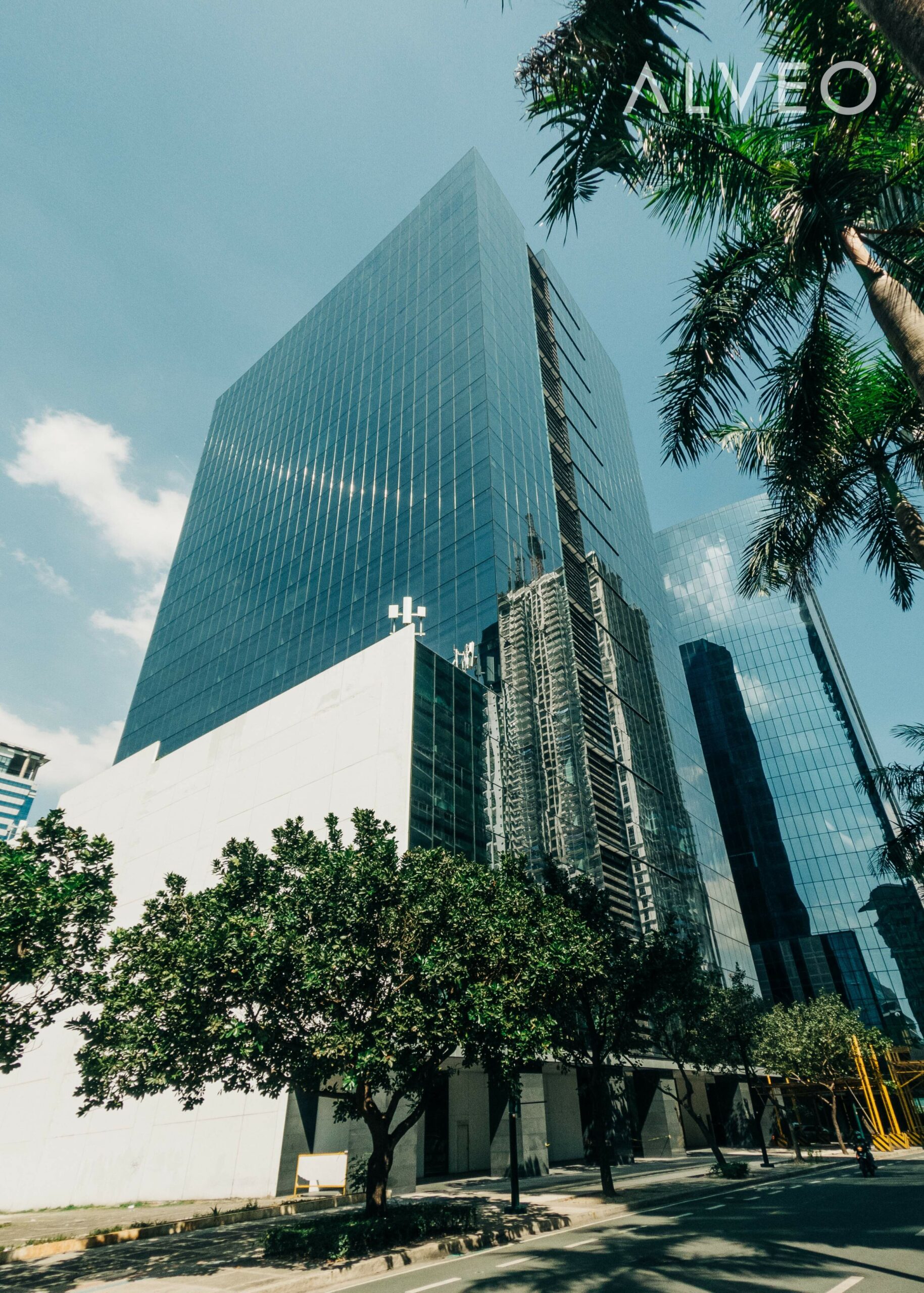 Office Space in Alveo Park Triangle Tower